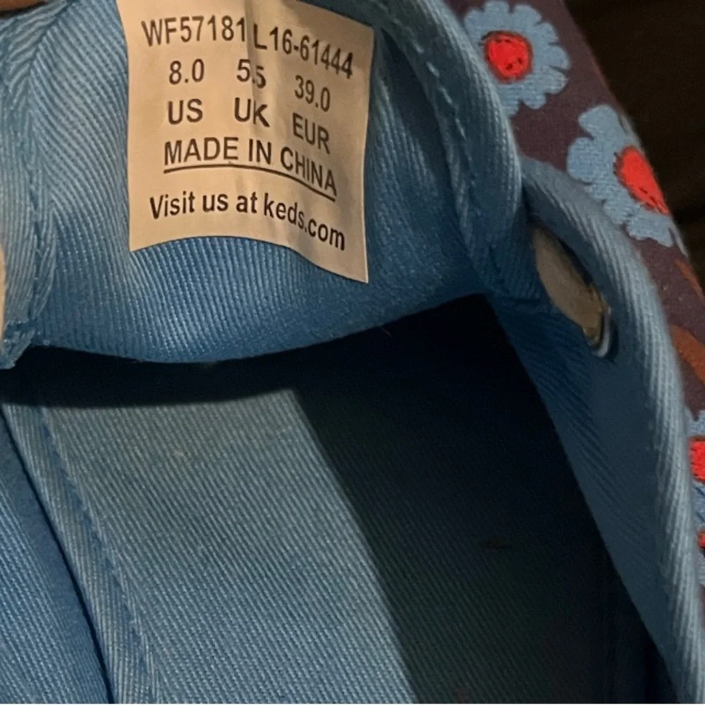 kate spade blue floral sneakers with red and brown accents size 8 - Picture 7 of 7